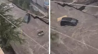 Ankara'da yağış kabusu! Sular bir aracı böyle sürükledi