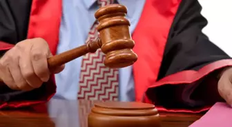 Yargıtay, eşine 'çok yiyorsun' diyen adam ile sürekli misafir çağıran kadını eşit kusurlu buldu