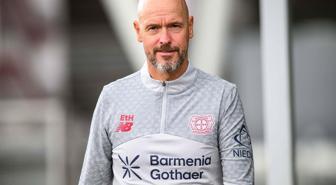 Erik Ten Hag yeni takımıyla çıktığı ilk maçta bozguna uğradı