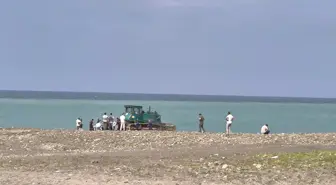 Sahilde güneşlenen kadını ezen iş makinesi operatörü tutuklandı