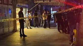 Kan donduran cinayet! Karısını yemek yediği sırada başından vurdu