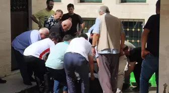 Cami şadırvanında ölü bulundu