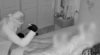 Hırsız, çıplak uyuyan kadını önce taciz etti sonra cüzdanını alıp gitti!