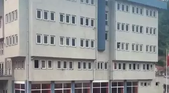 Bu nasıl muhtarlık binası? Gören vatandaş dayanamayıp isyan etti