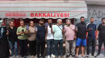 30 yıllık bakkal mahallelinin elinde avucunda ne varsa alıp kaçtı: Kardeşim yapar o yapmazdı