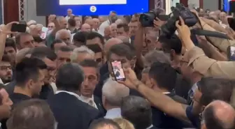 Fenerbahçe Yüksek Divan Kurulu toplantısında gerginlik! Ara verildi
