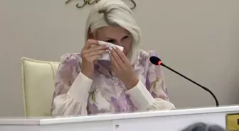 AK Parti ve MHP'nin desteğini alan Bilecik Belediye Başkanı gözyaşlarını tutamadı