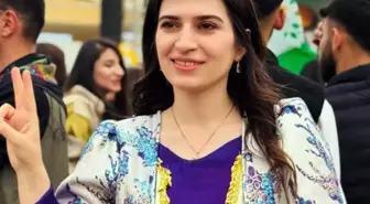 DEM Parti, Silopi Belediye Başkanı Jiyan Ormanlı'yı partiden ihraç etti
