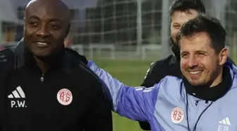 Antalyaspor, 13 oyuncu ve 1 antrenörüne veda etti