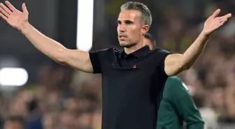 Robin Van Persie'den Fenerbahçe taraftarına mesaj