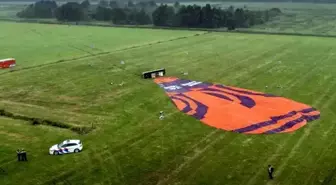 Hollanda'da sıcak hava balonu çakıldı! Ölü ve yaralılar var