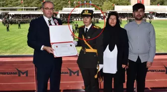 Şehit Ömer Halisdemir'in kızı Elif Nur Halisdemir teğmen oldu