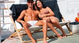 Yok artık daha neler! Ronaldo'dan çocuklarının annesine servet değerinde hediye