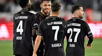 Beşiktaş, İsviçre'de galibiyeti son anlarda kaçırdı