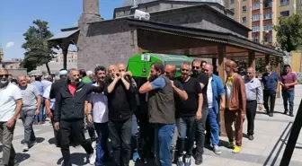 Türk Halk Müziği'nin güçlü sesi Bahattin Karakoç hayatını kaybetti