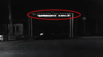 Tabeladaki Türkçe kısmı karartan belediyeye kaymakamdan uyarı yazısı