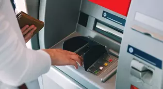 780 bin liralık vurgunu önledi, karşılığında aldığı şey saat oldu