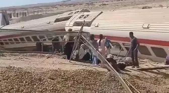 Mısır'da tren kazası: 3 ölü, 103 yaralı