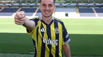 Fenerbahçe, Kerem Aktürkoğlu ile 4 yıllık sözleşme imzaladı