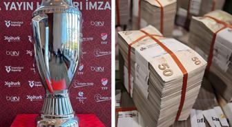 Süper Lig'de şampiyon olacak takımın kazanacağı para belli oldu