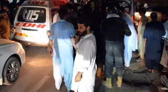 Pakistan'da anma törenine bombalı saldırı: 6 ölü, 29 yaralı