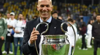 Antrenörlüğe geri dönüyor! Zinedine Zidane imzayı attı