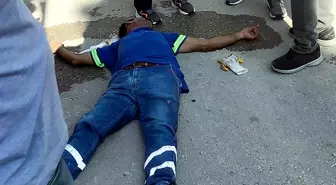 Baba ve oğlu balkondan sokağa çöp atıp temizlik işçisini darp etti