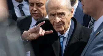 MHP'den kayyum kararına ilk yorum! Meclis'teki görüşmede açık açık söyledi
