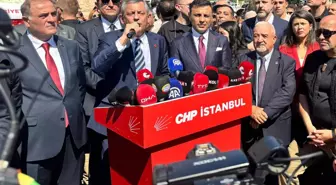 Özel Taksim'e çelenk bıraktı, Gürsel Tekin törene katılmadı