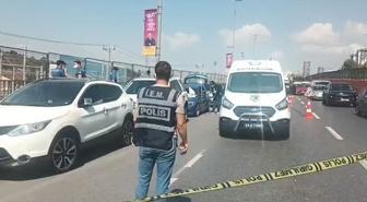 Marmaray istasyonu önünde korkunç olay: Aracın içinden ceset çıktı