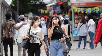 Korona kabusu yeniden hortladı! Vakalar patladı, uzmanlardan maske uyarısı geldi
