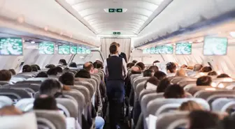 Sarhoş kadın pilot yolculara cehennemi yaşattı