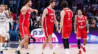 Yunanistan'ı sahadan sildik! 12 Dev Adam, EuroBasket'te finale yükseldi