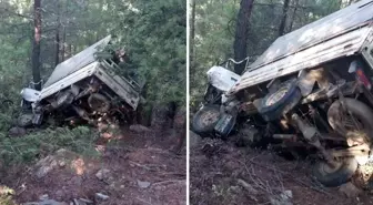 Kamyonet 60 metrelik uçuruma yuvarlandı, sürücü hayatını kaybetti