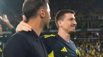 Tedesco'nun bakışlara dikkat! Fener taraftarını ikiye bölen görüntü