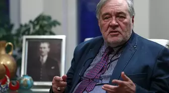 İlber Ortaylı'dan Rizelileri kızdıracak sözler: Sivri akıllı birisi bunlara çay öğretmiş
