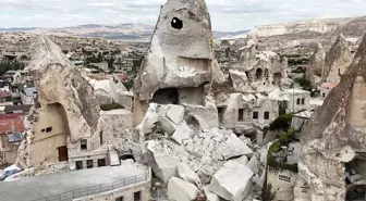 Kapadokya'da milyonlarca yıllık peribacası yıkıldı