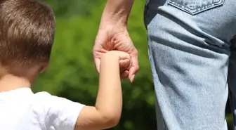 Yargıtay'dan 'Çocuk, annenin yeni evlendiği kişinin soyadını alamaz' kararı