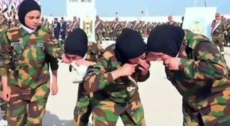 Komşu ülkede orduya katılan kadın askerlerin yaptığı rezilliğe bakın