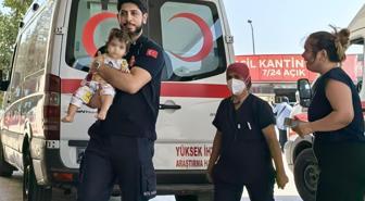 Yerde bulduğu maraş otunu yutan bebek hastanelik oldu