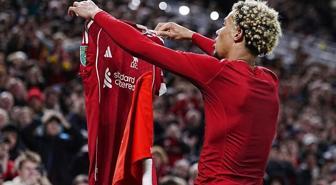 Formasını çıkarıp kırmızı görmüştü, Liverpool, Ekitike'ye cezayı kesti