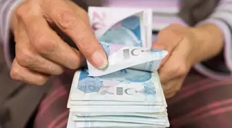 Yeni enflasyon tahmini ile emekli zammı hesabı değişti