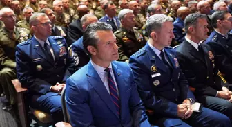 ABD Savaş Bakanı Hegseth, ordudaki şişman generallere savaş açtı