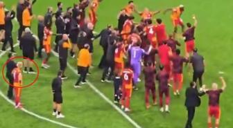 Galatasaray taraftarını ikiye bölen görüntü