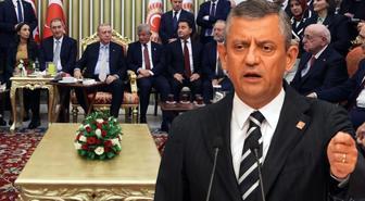 Meclis resepsiyonundaki fotoğrafa Özgür Özel'den ilk yorum