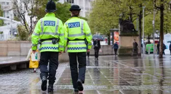 Manchester'da sinagogda bıçaklı saldırı: 1 ölü, 4 yaralı