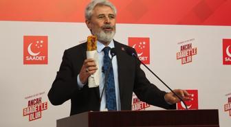 Kürsüye elinde tavuk dürümle çıkıp 'Dürümflasyon' hesabı yaptı