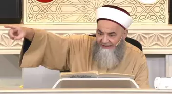 Cübbeli Ahmet Hoca resmen öfke kustu: Şerefsizler, dinleyin!