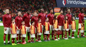 Galatasaray'a derbide büyük şok! Takımın bel kemiği sakatlandı