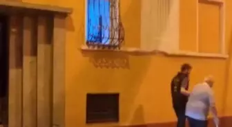 Bastonlu dede uyuşturucu ticaretinden tutuklandı